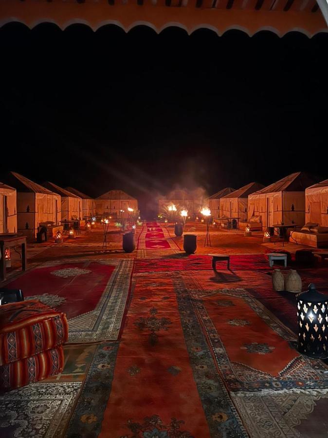 Merzouga Top Luxury Camp Екстериор снимка