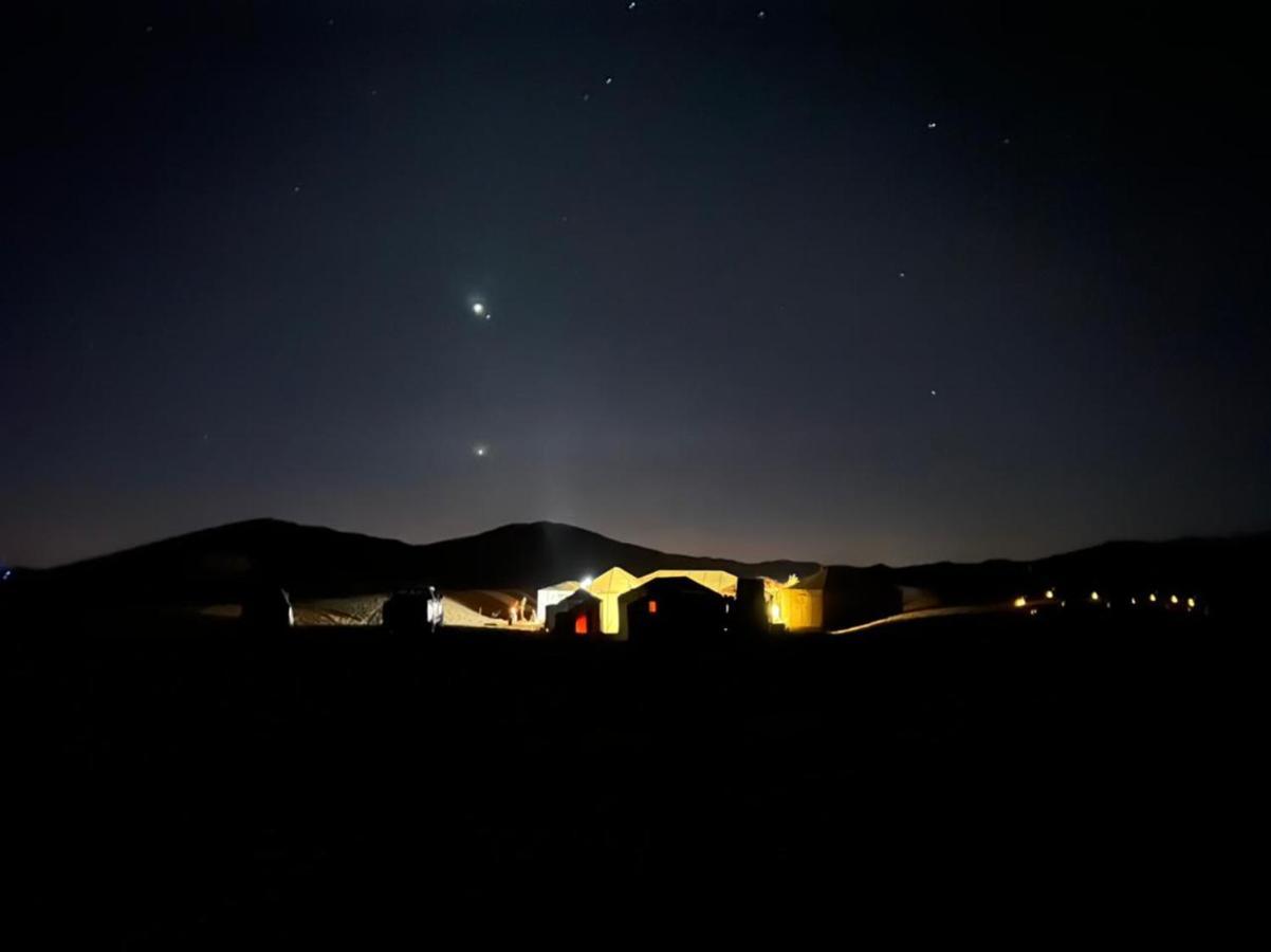 Merzouga Top Luxury Camp Екстериор снимка