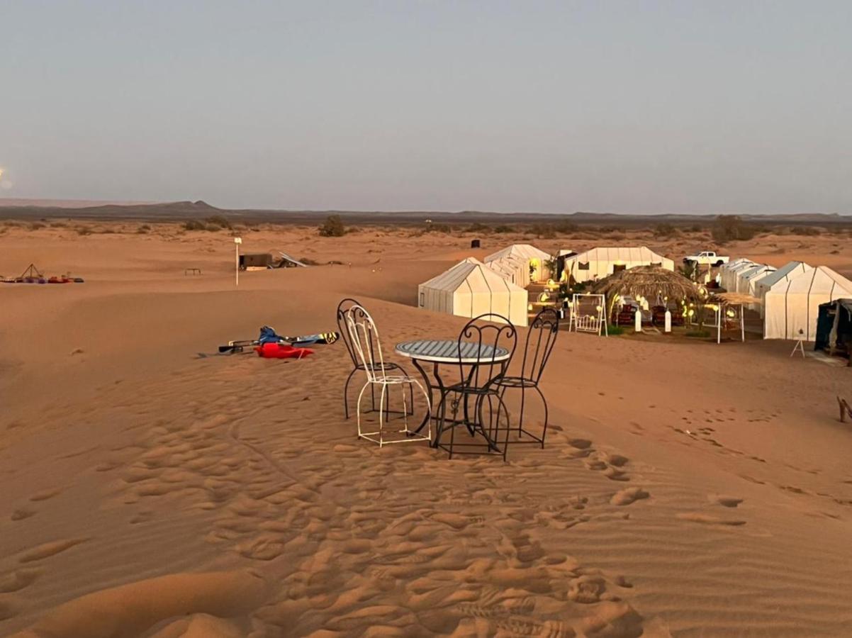 Merzouga Top Luxury Camp Екстериор снимка