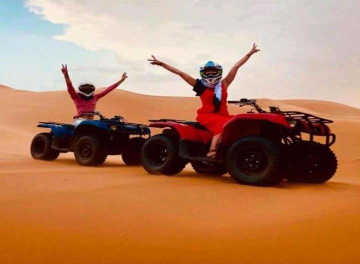 Merzouga Top Luxury Camp Екстериор снимка