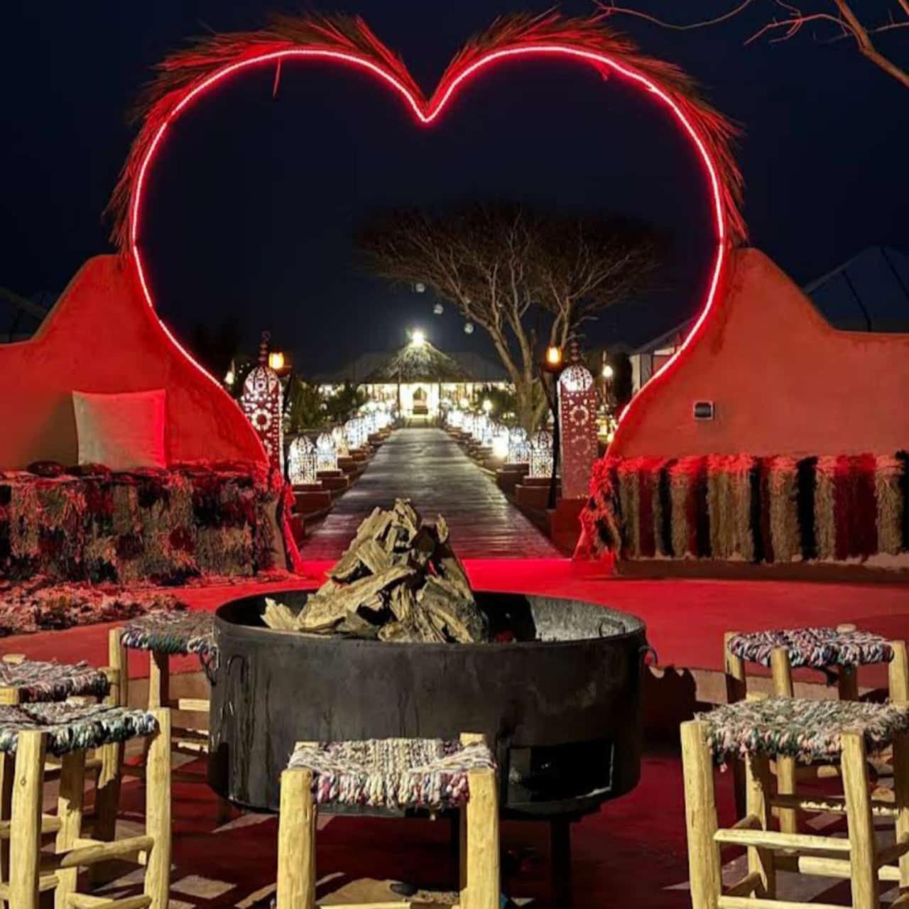 Merzouga Top Luxury Camp Екстериор снимка